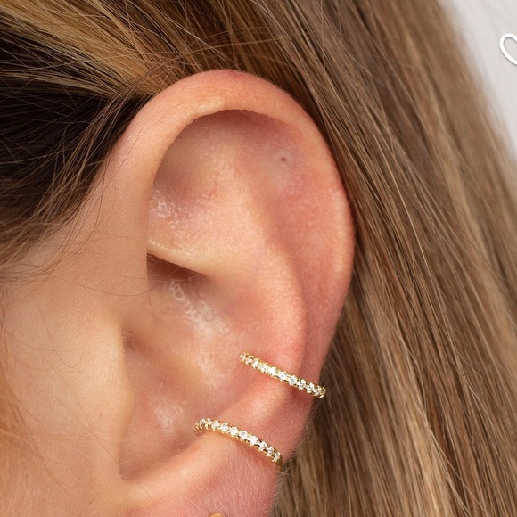 Jewelry - Rhinestone mini ear cuffs (2). Non-pierced.
